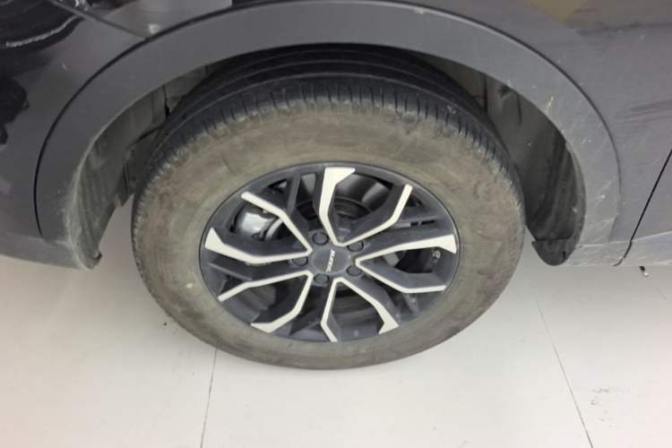 Used Haval H6 2023 National Trend Edition 1.5T Automatic Urban Version Left Front Wheel Hub