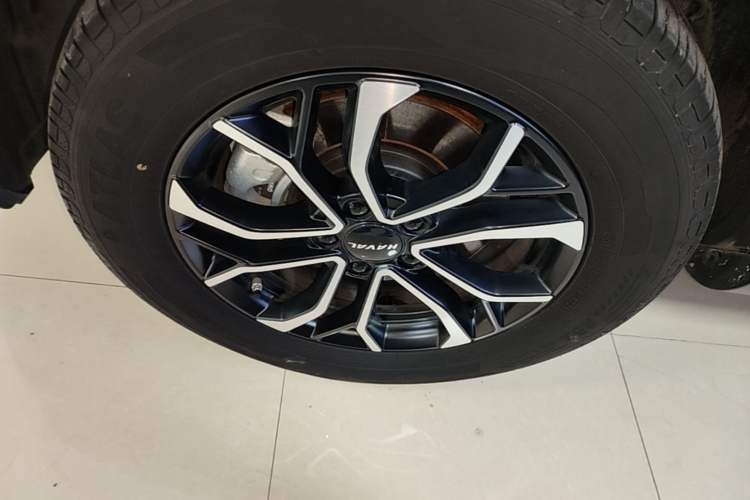 Used Haval H6 2023 National Trend Edition 1.5T Automatic Urban Version Left Front Wheel Hub
