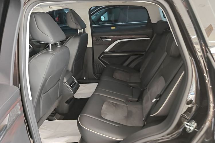 Used Haval H6 2023 National Trend Edition 1.5T Automatic Urban Version Left Rear Seat