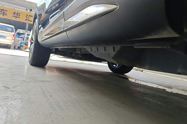 Used Haval H6 2023 National Trend Edition 1.5T Automatic Champion Version Left Side Sill