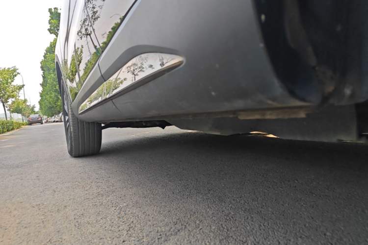 Used Haval H6 2023 National Trend Edition 1.5T Automatic Urban Version Left Side Sill