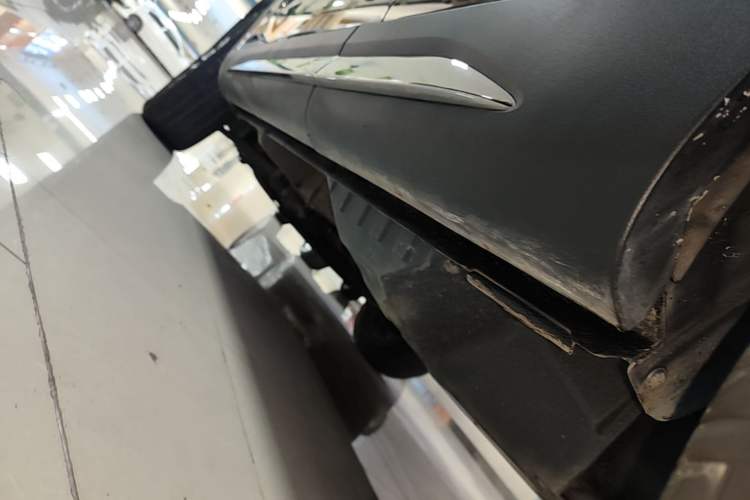 Used Haval H6 2023 National Trend Edition 1.5T Automatic Urban Version Left Side Sill