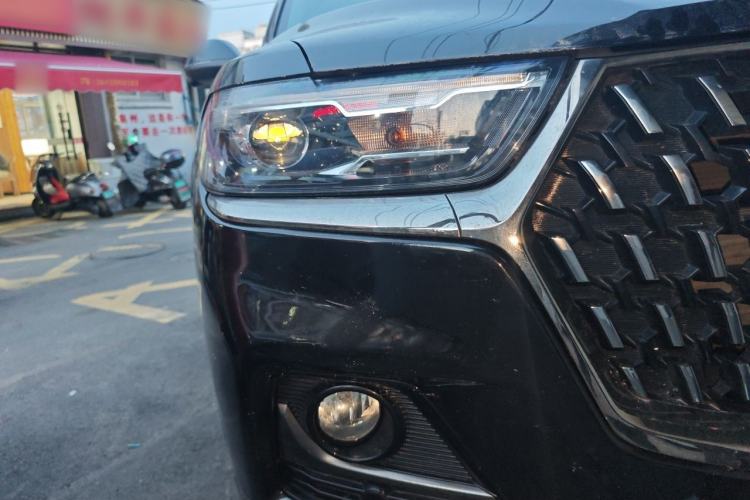 Used Haval H6 2023 National Trend Edition 1.5T Automatic Champion Version Right Front Headlight