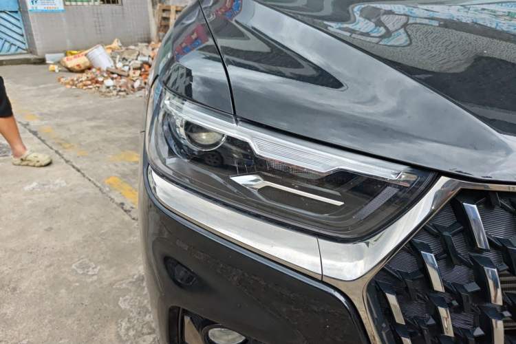 Used Haval H6 2023 National Trend Edition 1.5T Automatic Champion Version Right Front Headlight