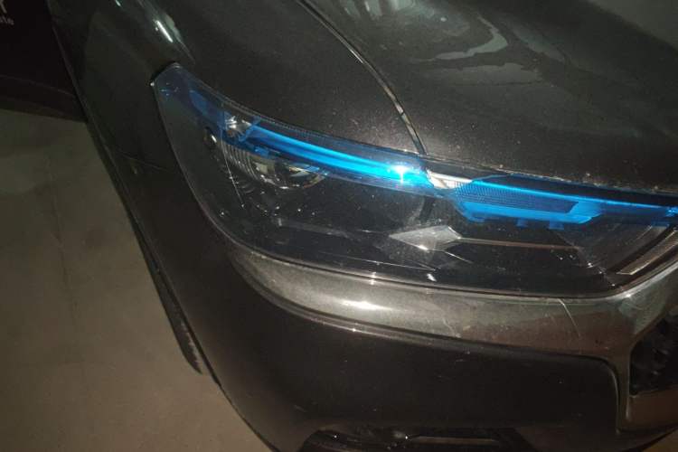 Used Haval H6 2023 National Trend Edition 1.5T Automatic Champion Version Right Front Headlight