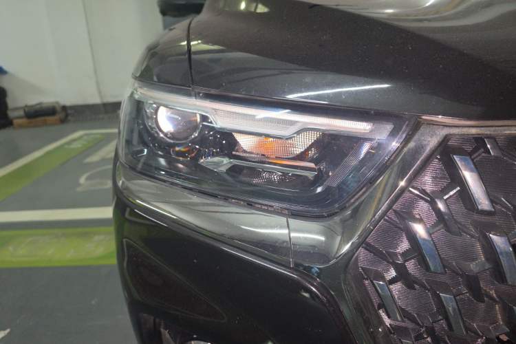 Used Haval H6 2023 National Trend Edition 1.5T Automatic Urban Version Right Front Headlight