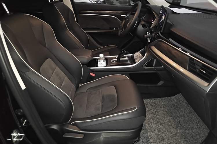 Used Haval H6 2023 National Trend Edition 1.5T Automatic Urban Version Right Front Seat