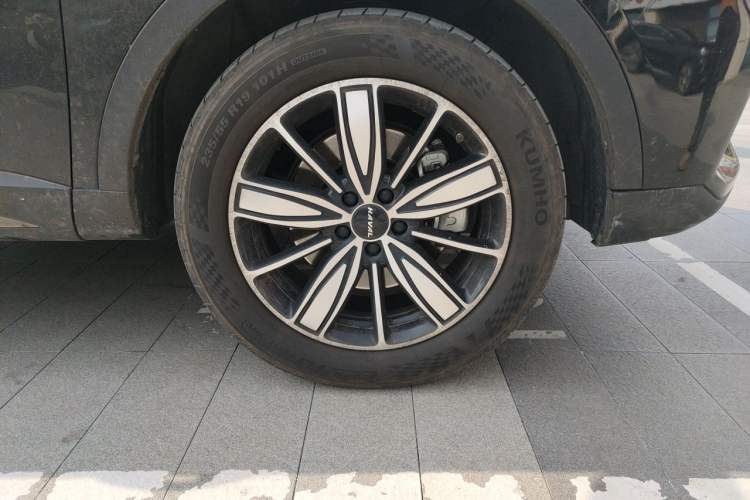 Used Haval H6 2023 National Trend Edition 1.5T Automatic Urban Version Right Front Wheel Hub