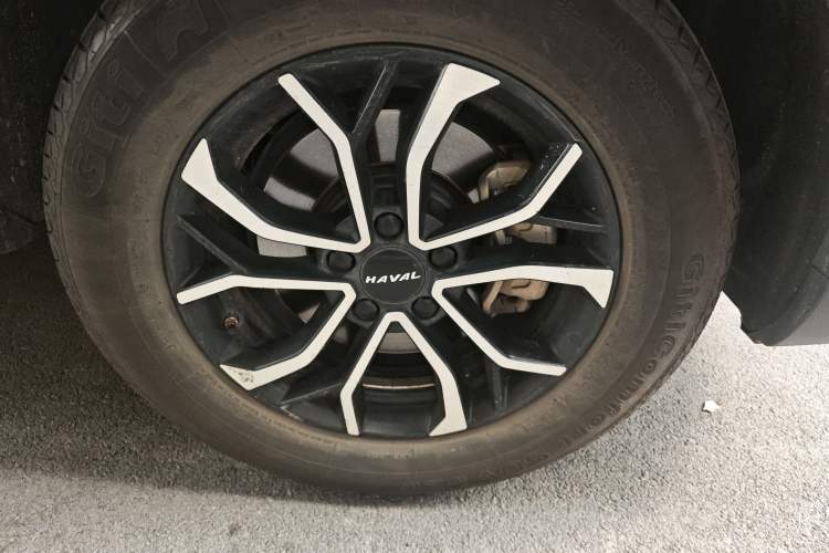 Used Haval H6 2023 National Trend Edition 1.5T Automatic Urban Version Right Front Wheel Hub