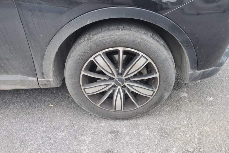 Used Haval H6 2023 National Trend Edition 1.5T Automatic Champion Version Right Front Wheel Hub