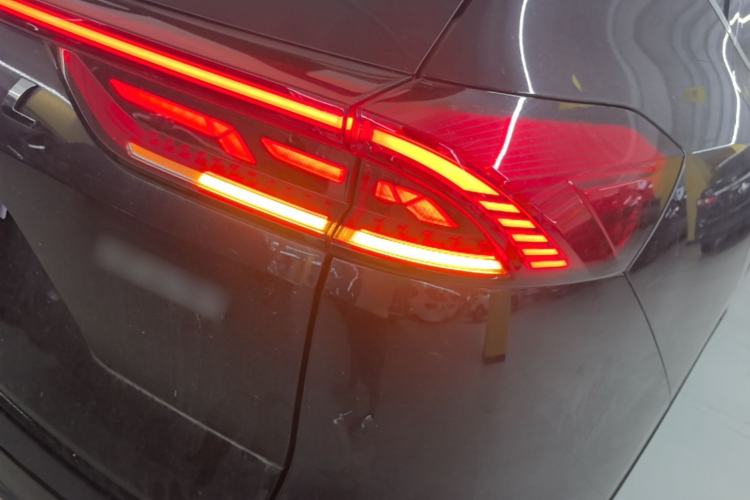 Used Haval H6 2023 National Trend Edition 1.5T Automatic Urban Version Right Rear Taillight