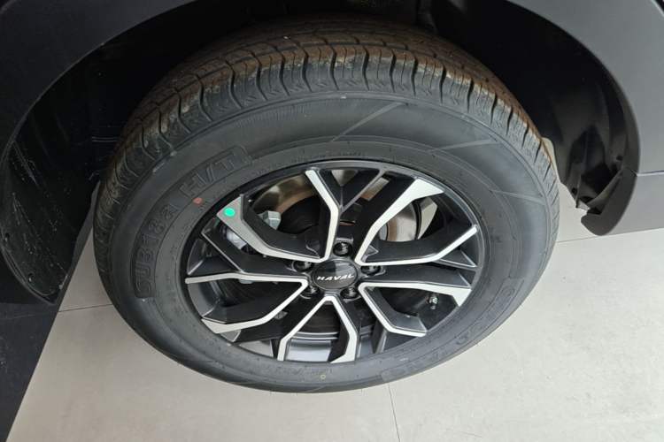 Used Haval H6 2023 National Trend Edition 1.5T Automatic Urban Version Right Rear Wheel Hub