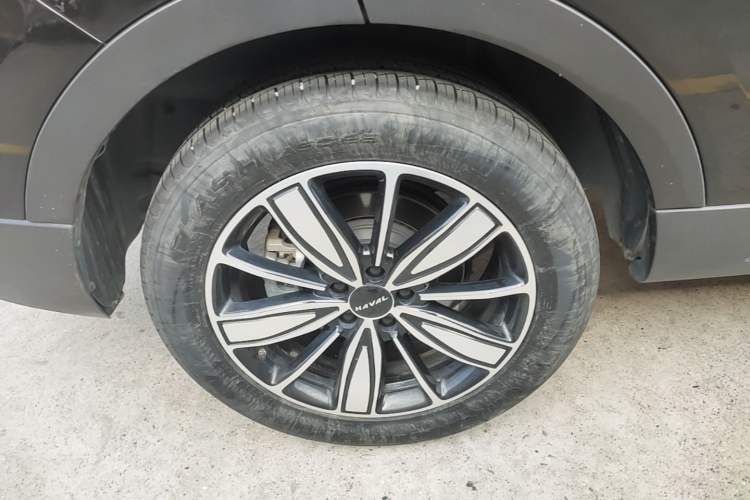Used Haval H6 2023 National Trend Edition 1.5T Automatic Champion Version Right Rear Wheel Hub