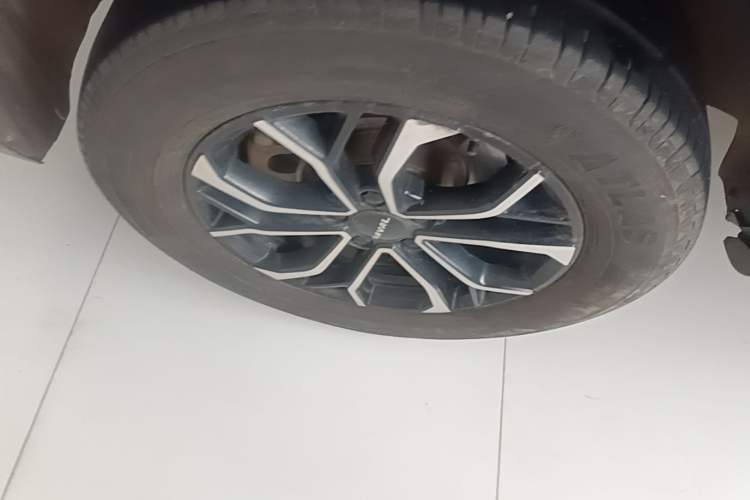 Used Haval H6 2023 National Trend Edition 1.5T Automatic Urban Version Right Rear Wheel Hub