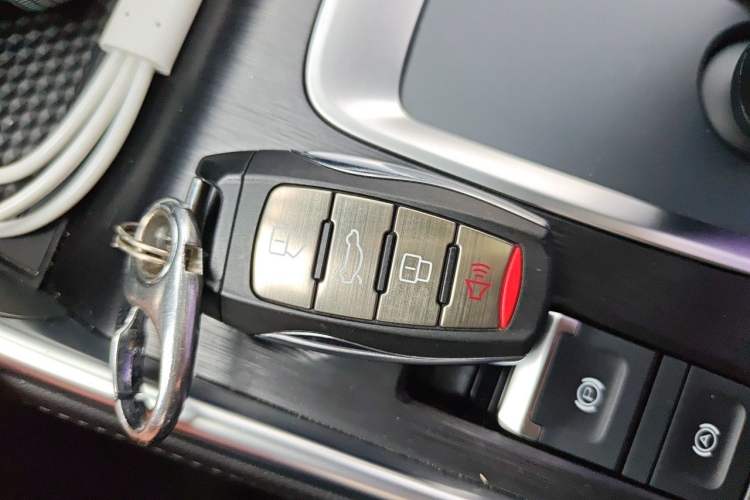 Used Haval H6 2023 National Trend Edition 1.5T Automatic Champion Version Vehicle Key