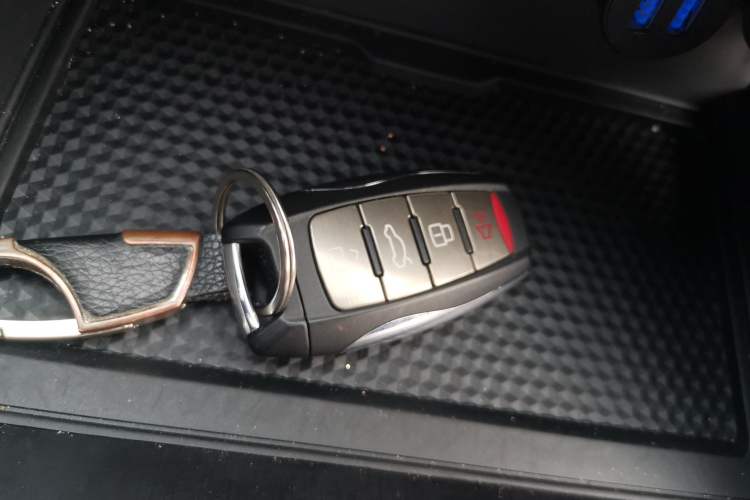Used Haval H6 2023 National Trend Edition 1.5T Automatic Urban Version Vehicle Key