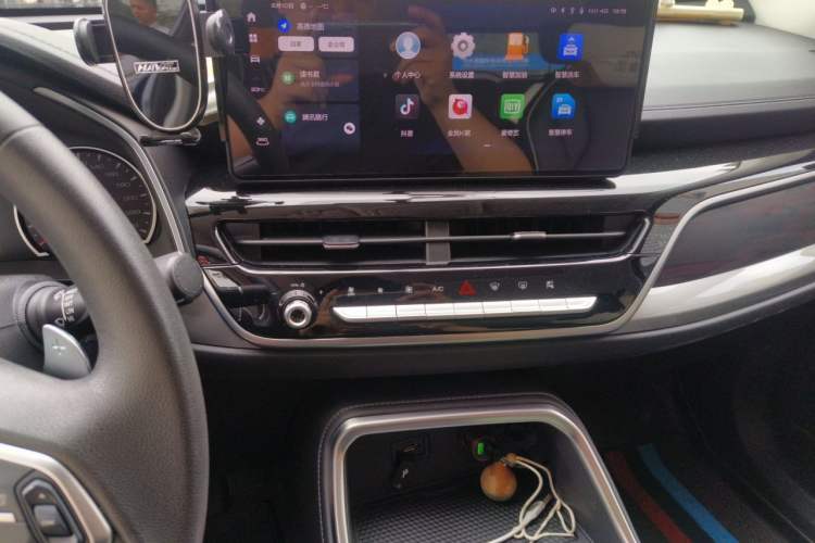 Used Haval H6 2023 National Trend Edition 1.5T Automatic Urban Version Audio And AC Panel