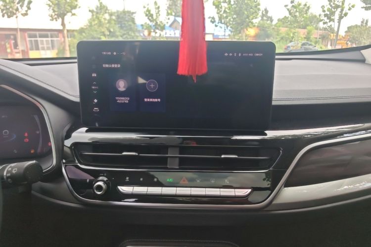 Used Haval H6 2023 National Trend Edition 1.5T Automatic Champion Version Audio And AC Panel