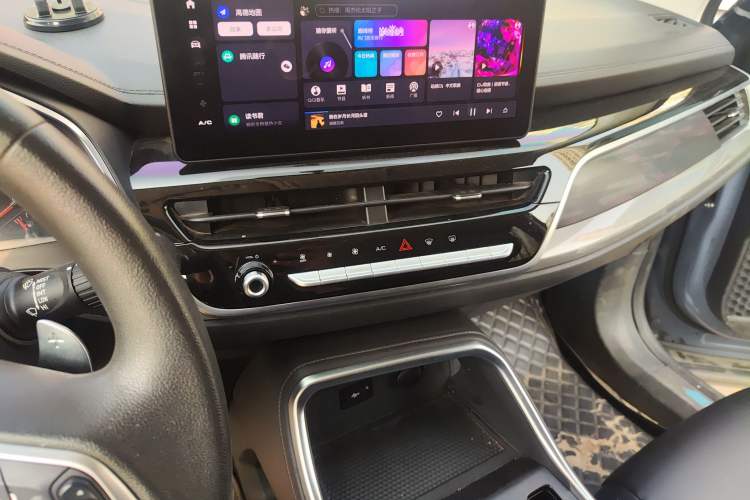 Used Haval H6 2023 National Trend Edition 1.5T Automatic Urban Version Audio And AC Panel