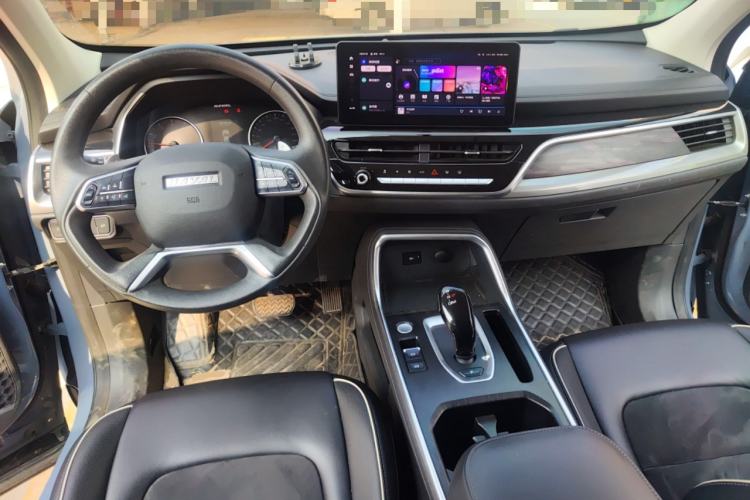 Used Haval H6 2023 National Trend Edition 1.5T Automatic Urban Version Center Console
