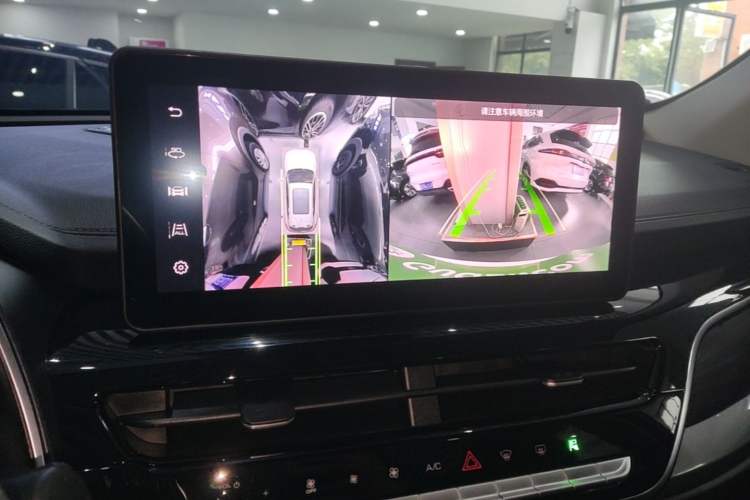 Used Haval H6 2023 National Trend Edition 1.5T Automatic Champion Version Audio And AC Panel