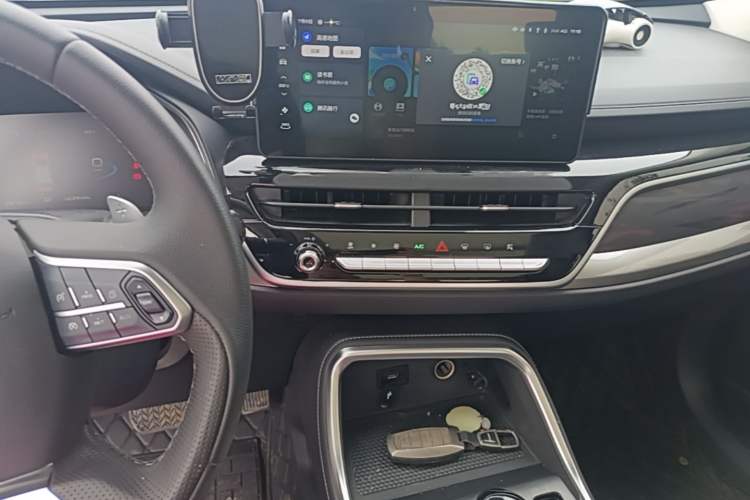 Used Haval H6 2023 National Trend Edition 1.5T Automatic Champion Version Audio And AC Panel
