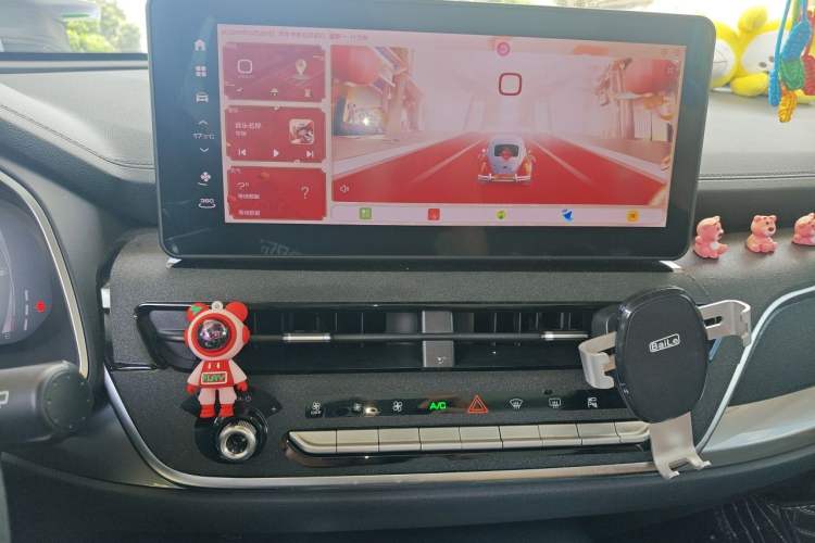 Used Haval H6 2023 National Trend Edition 1.5T Automatic Champion Version Audio And AC Panel