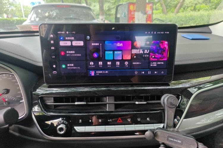 Used Haval H6 2023 National Trend Edition 1.5T Automatic Urban Version Audio And AC Panel