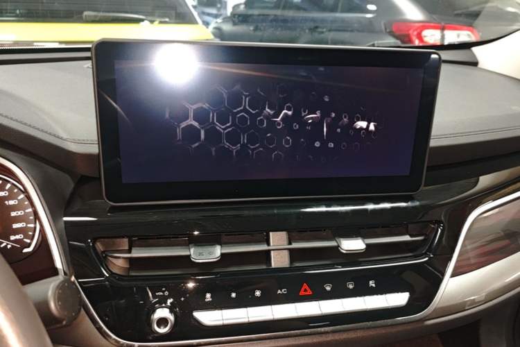 Used Haval H6 2023 National Trend Edition 1.5T Automatic Urban Version Audio And AC Panel
