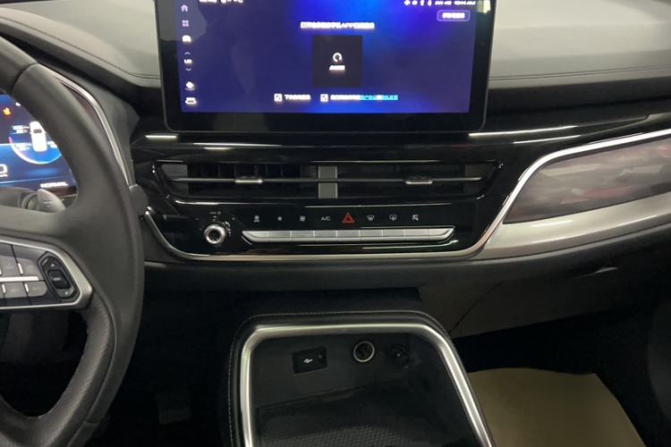 Used Haval H6 2023 National Trend Edition 1.5T Automatic Champion Version Audio And AC Panel