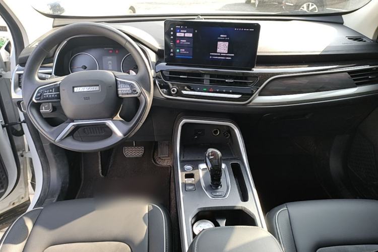Used Haval H6 2023 National Trend Edition 1.5T Automatic Urban Version Center Console