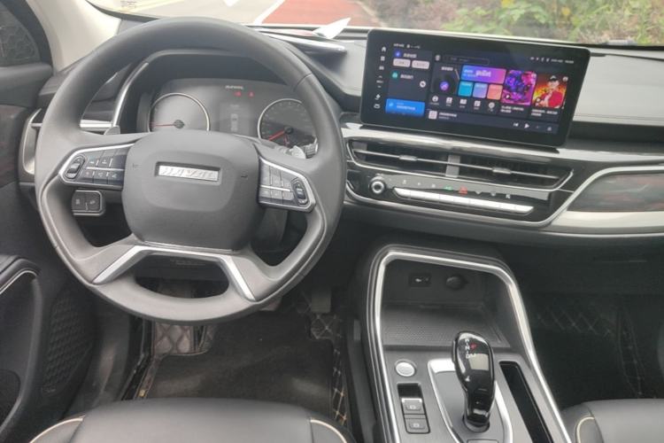Used Haval H6 2023 National Trend Edition 1.5T Automatic Urban Version Center Console