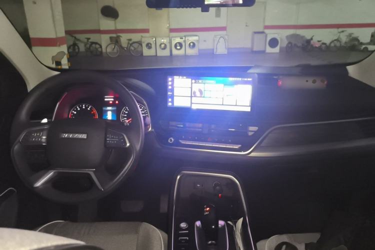 Used Haval H6 2023 National Trend Edition 1.5T Automatic Urban Version Center Console