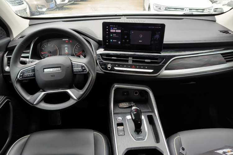 Used Haval H6 2023 National Trend Edition 1.5T Automatic Urban Version Center Console