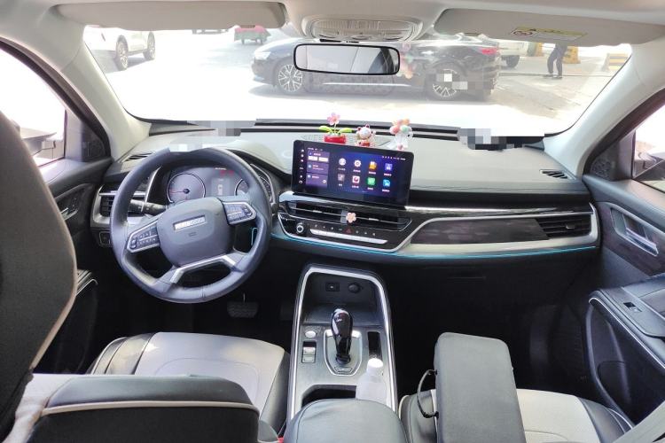 Used Haval H6 2023 National Trend Edition 1.5T Automatic Urban Version Center Console