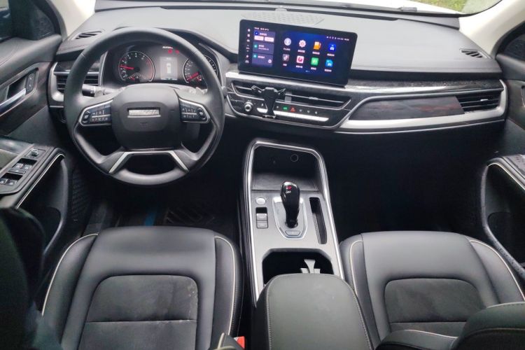 Used Haval H6 2023 National Trend Edition 1.5T Automatic Urban Version Center Console