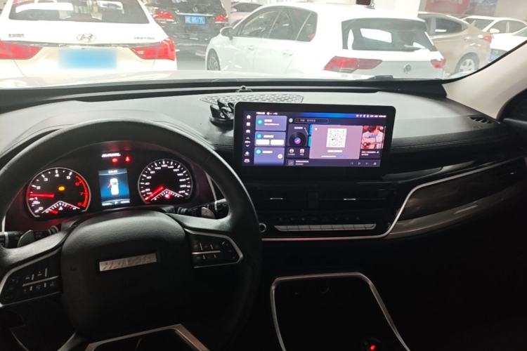 Used Haval H6 2023 National Trend Edition 1.5T Automatic Urban Version Center Console