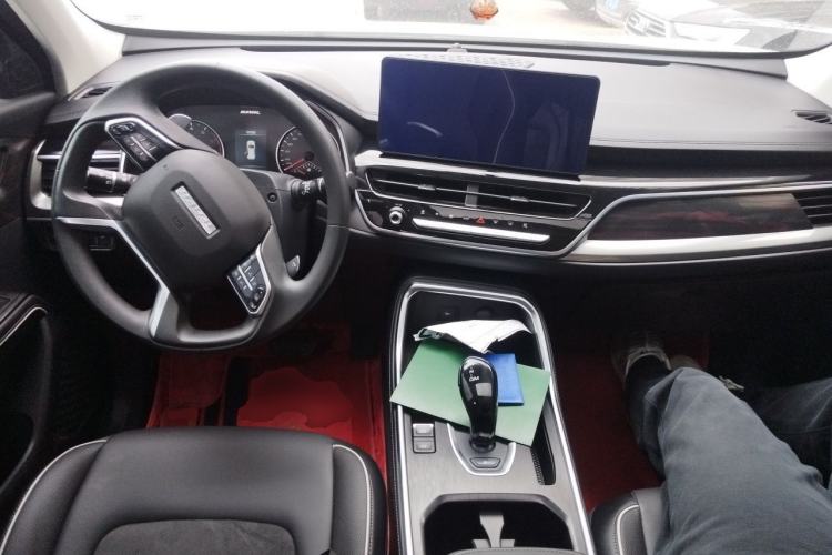 Used Haval H6 2023 National Trend Edition 1.5T Automatic Urban Version Center Console