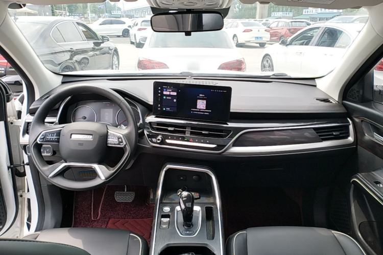 Used Haval H6 2023 National Trend Edition 1.5T Automatic Urban Version Center Console