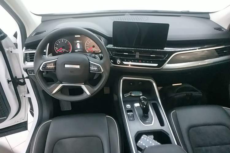 Used Haval H6 2023 National Trend Edition 1.5T Automatic Urban Version Center Console