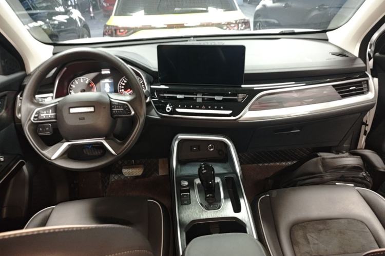 Used Haval H6 2023 National Trend Edition 1.5T Automatic Urban Version Center Console