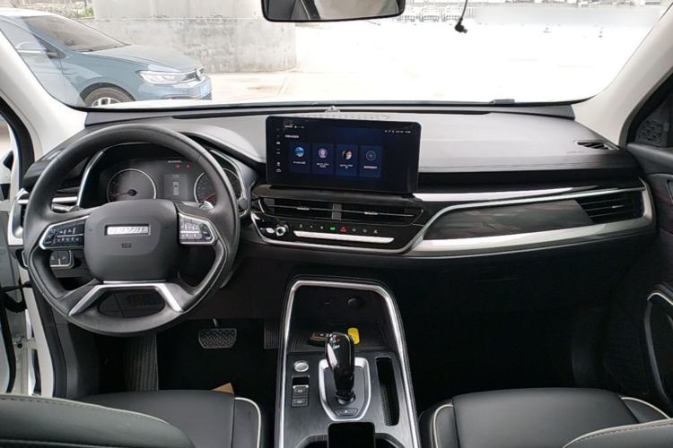 Used Haval H6 2023 National Trend Edition 1.5T Automatic Urban Version Center Console