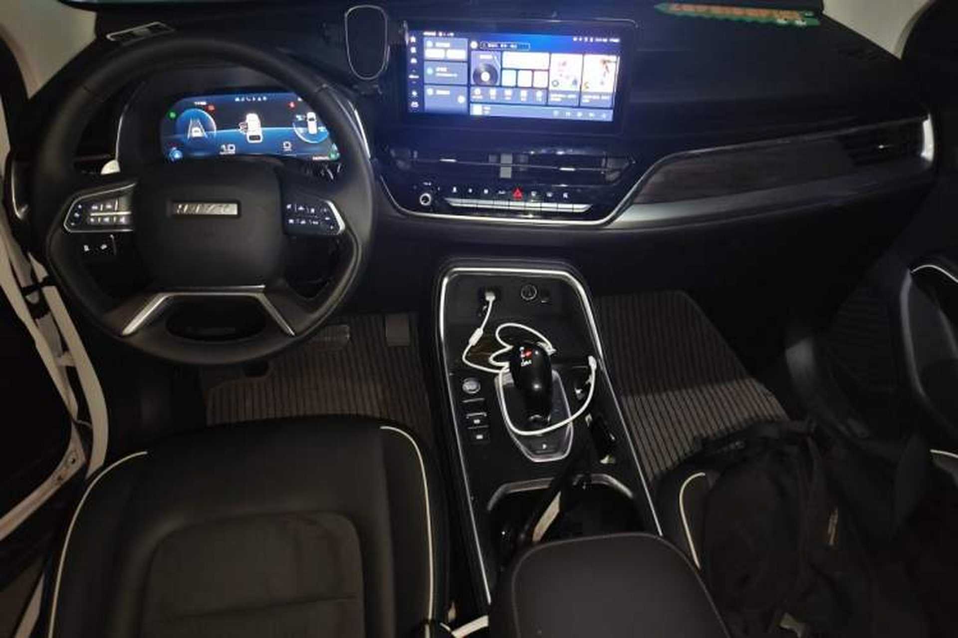 Used Haval H6 2023 National Trend Edition 1.5T Automatic Champion Version Center Console
