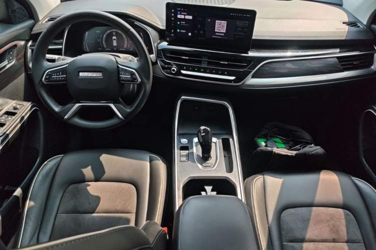 Used Haval H6 2023 National Trend Edition 1.5T Automatic Champion Version Center Console
