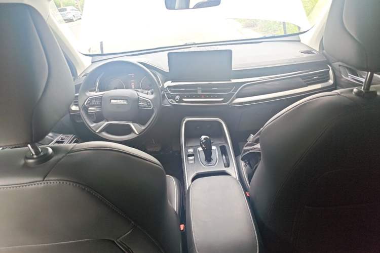 Used Haval H6 2023 National Trend Edition 1.5T Automatic Urban Version Center Console