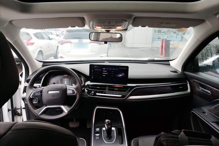 Used Haval H6 2023 National Trend Edition 1.5T Automatic Urban Version Center Console