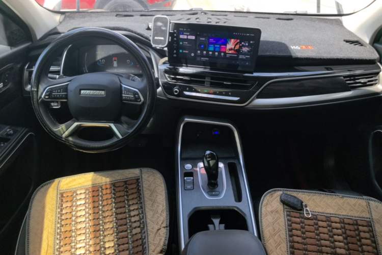 Used Haval H6 2023 National Trend Edition 1.5T Automatic Champion Version Center Console