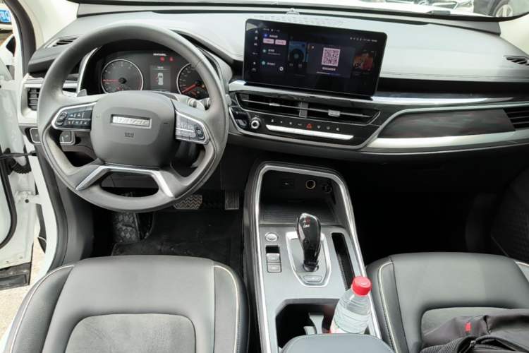 Used Haval H6 2023 National Trend Edition 1.5T Automatic Urban Version Center Console