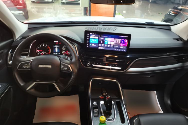 Used Haval H6 2023 National Trend Edition 1.5T Automatic Urban Version Center Console