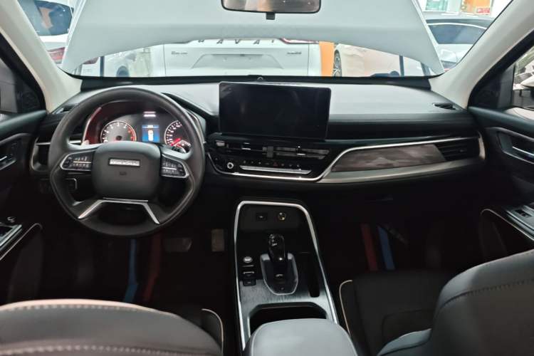 Used Haval H6 2023 National Trend Edition 1.5T Automatic Urban Version Center Console